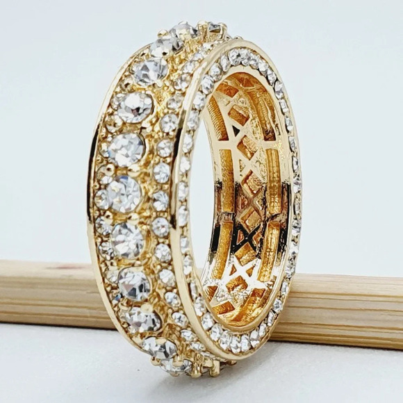 🔥Eternity Band 18K Gold Plated Cubic Zircon Engagement Rings forWomen,UNVN12364 - Picture 12 of 15